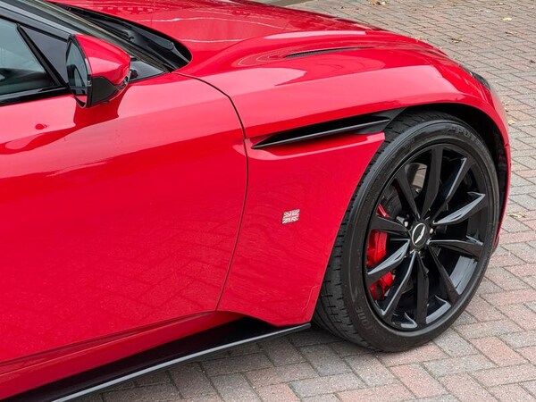 Used Aston Martin DB11 2018 for sale - 76076713: Photo 9