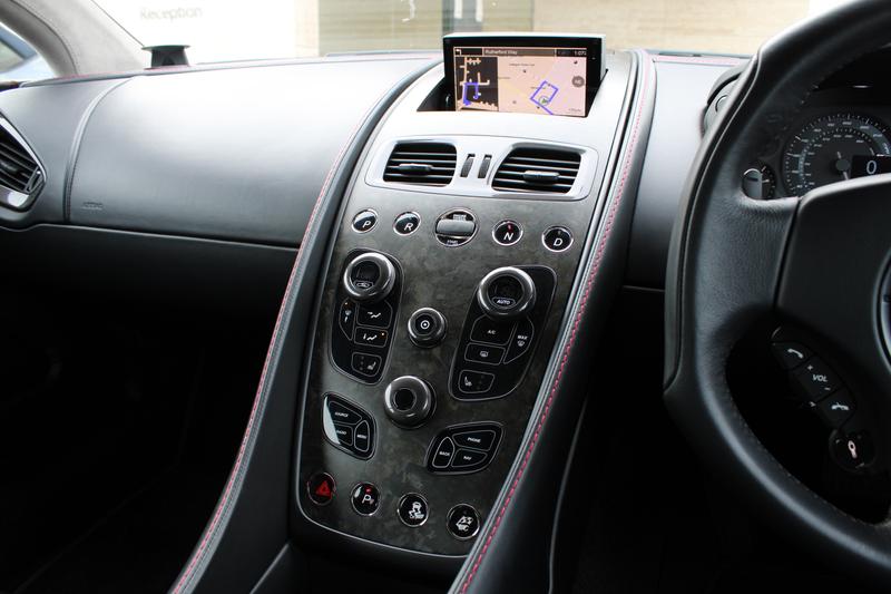 Used Aston Martin Vanquish 2018 for sale - 76797104: Photo 15