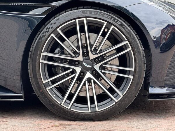 Used Aston Martin V8 2024 for sale - 76154176: Photo 3
