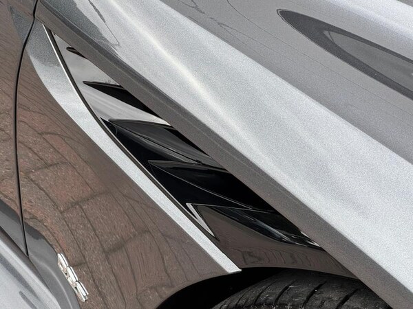 Used Aston Martin DBS 2020 for sale - 75621049: Photo 10