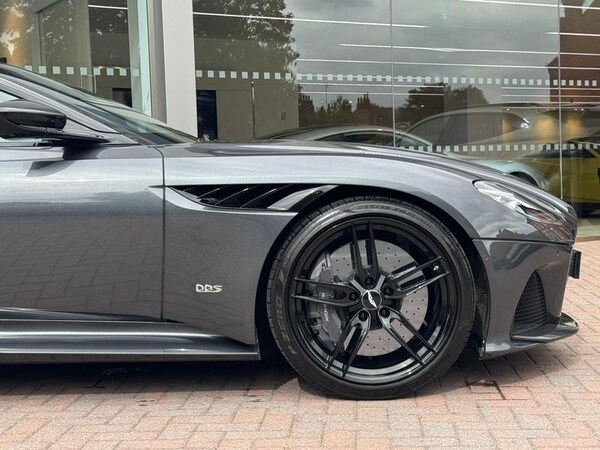 Used Aston Martin DBS 2020 for sale - 75621049: Photo 14