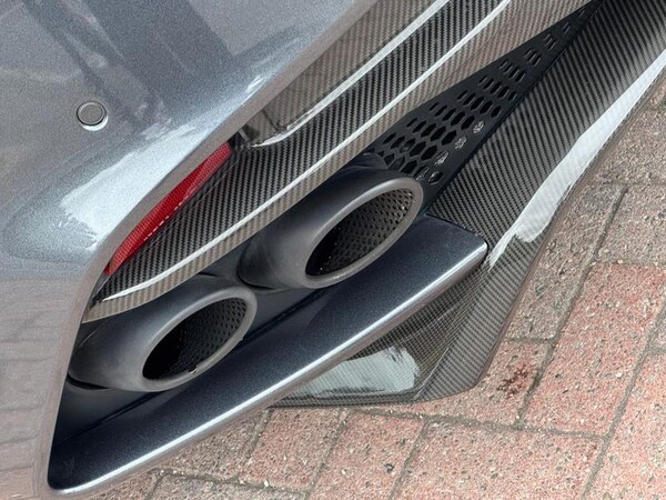 Used Aston Martin DBS 2020 for sale - 75621049: Photo 19