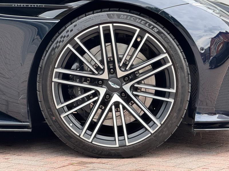 Used Aston Martin V8 2024 for sale - 77192976: Photo 3