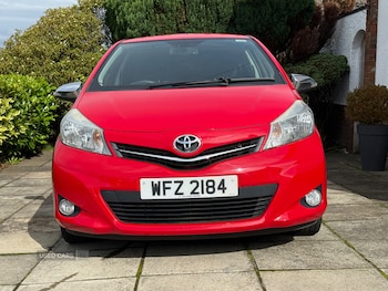 Used Toyota Yaris 2014 for sale - 76002889: Photo