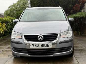 Used Volkswagen Touran 2009 for sale - 74419759: Photo
