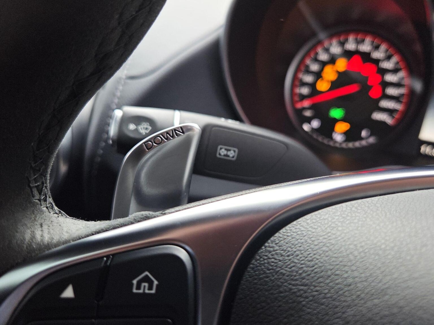 Used Mercedes-Benz AMG GT 2015 for sale - 77046294: Photo 33