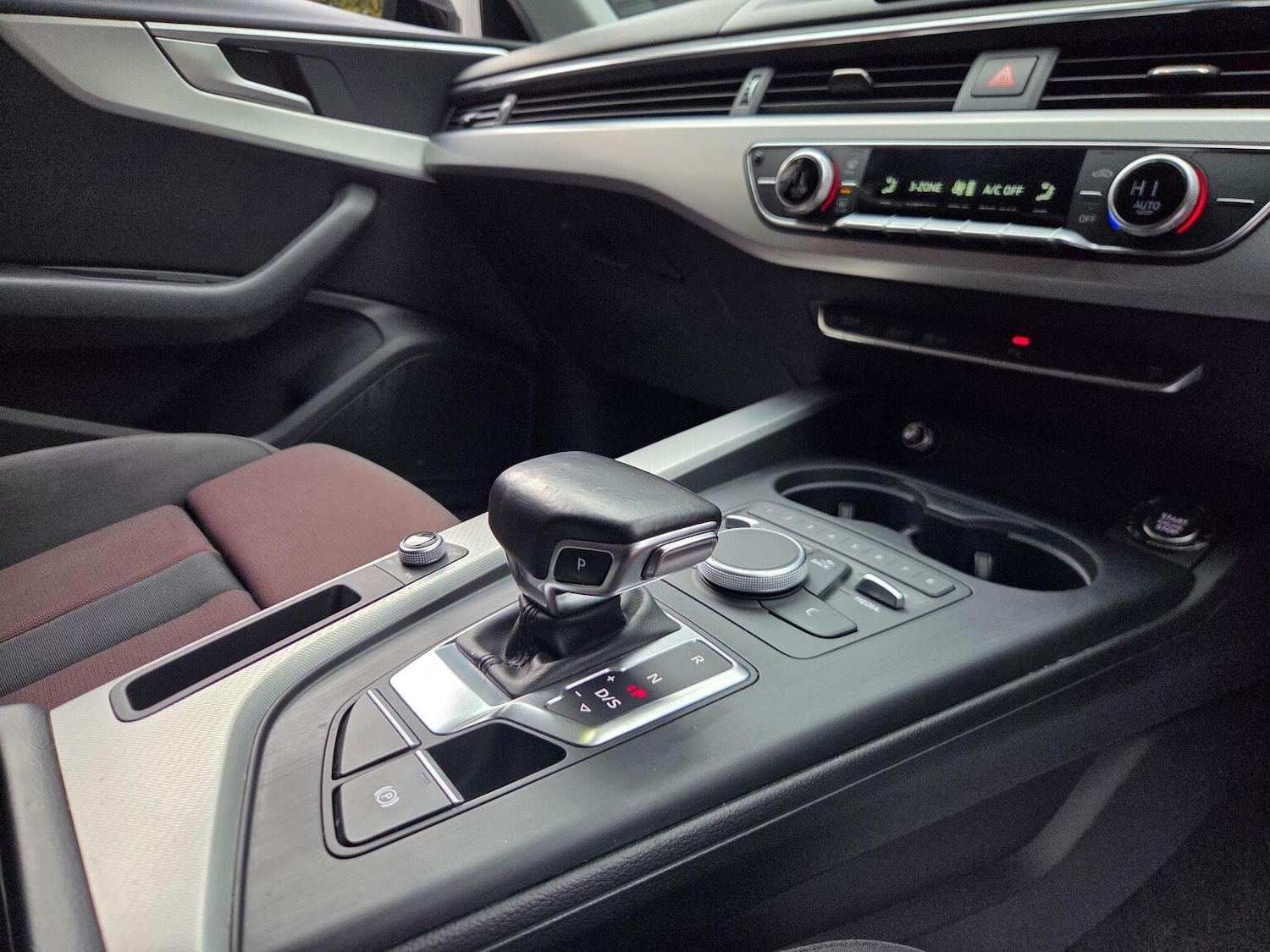 Used Audi A4 2017 for sale - 77046307: Photo 12