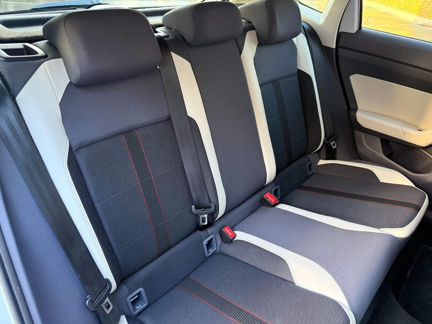 Used Volkswagen Polo 2020 for sale - 77270992: Photo 3