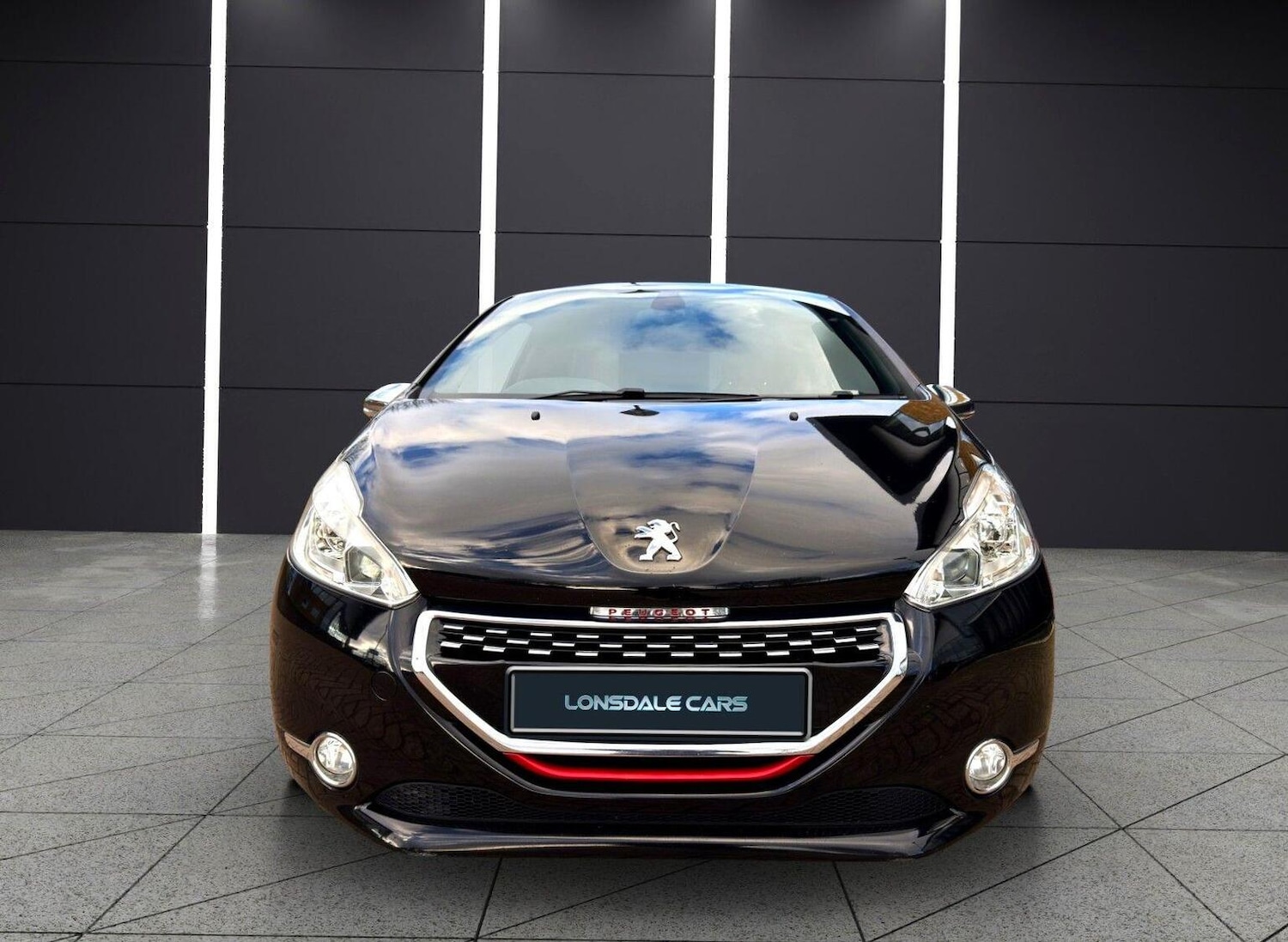 Used Peugeot 208 2014 for sale - 77694359: Photo 11