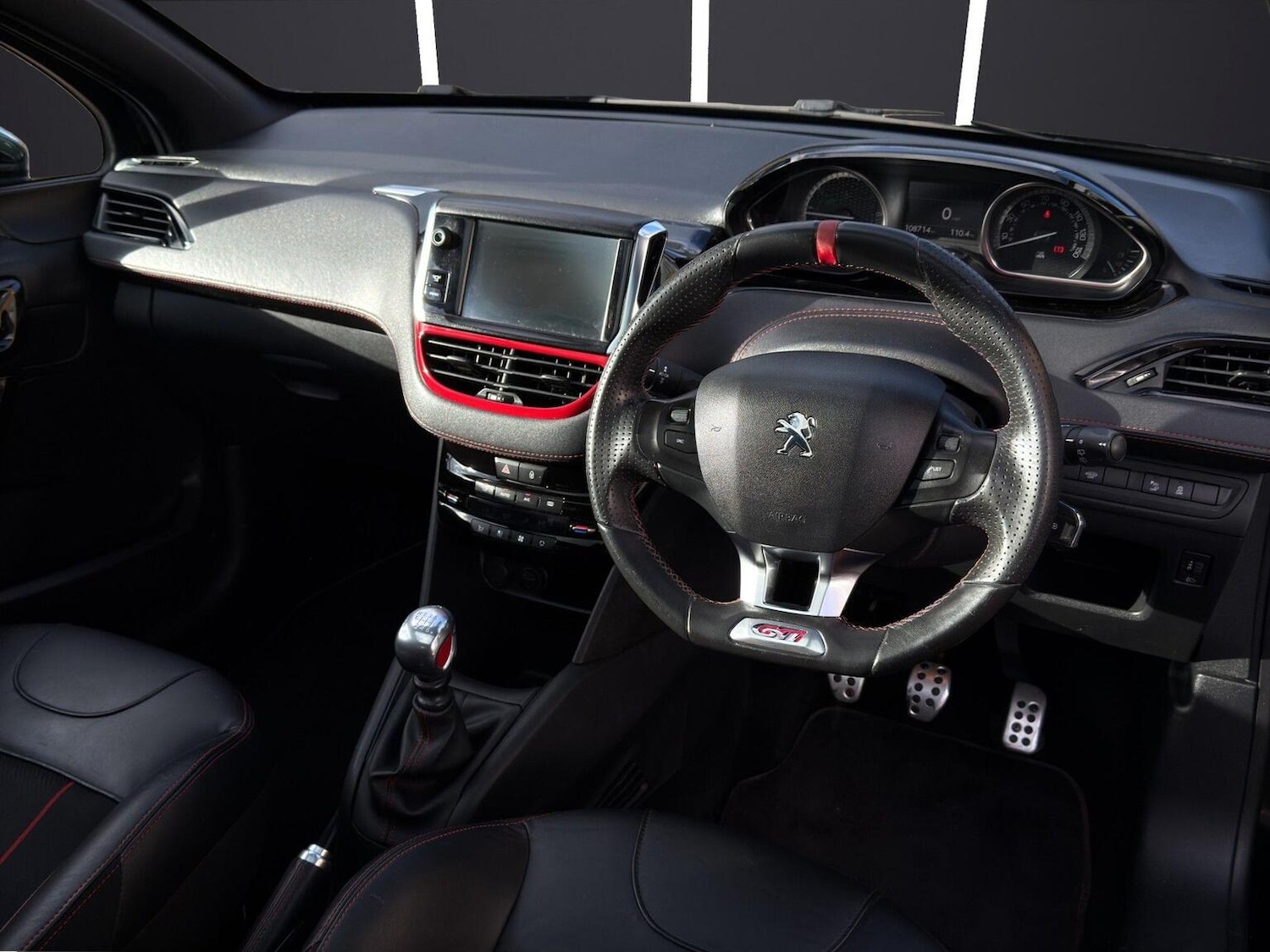 Used Peugeot 208 2014 for sale - 77694359: Photo 26