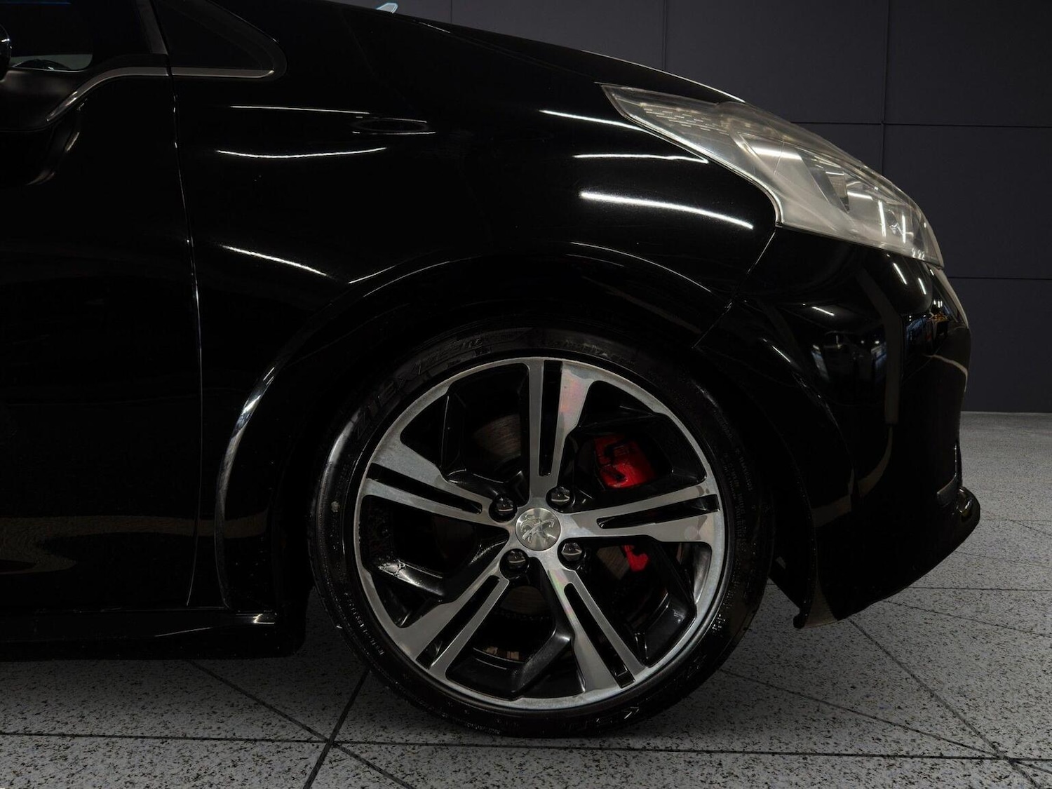 Used Peugeot 208 2014 for sale - 77694359: Photo 33