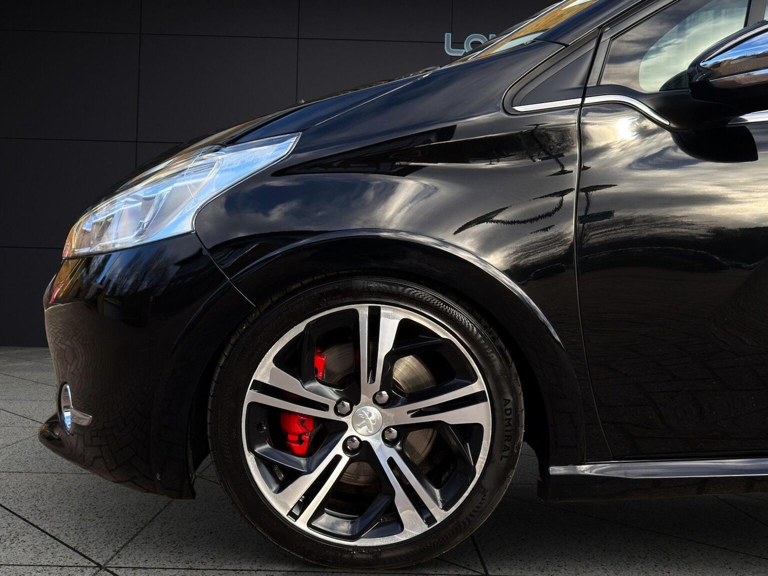 Used Peugeot 208 2014 for sale - 77694359: Photo 34