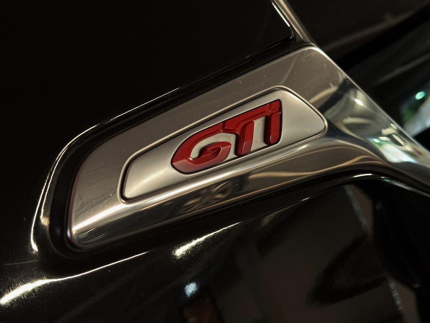 Used Peugeot 208 2014 for sale - 77694359: Photo 49