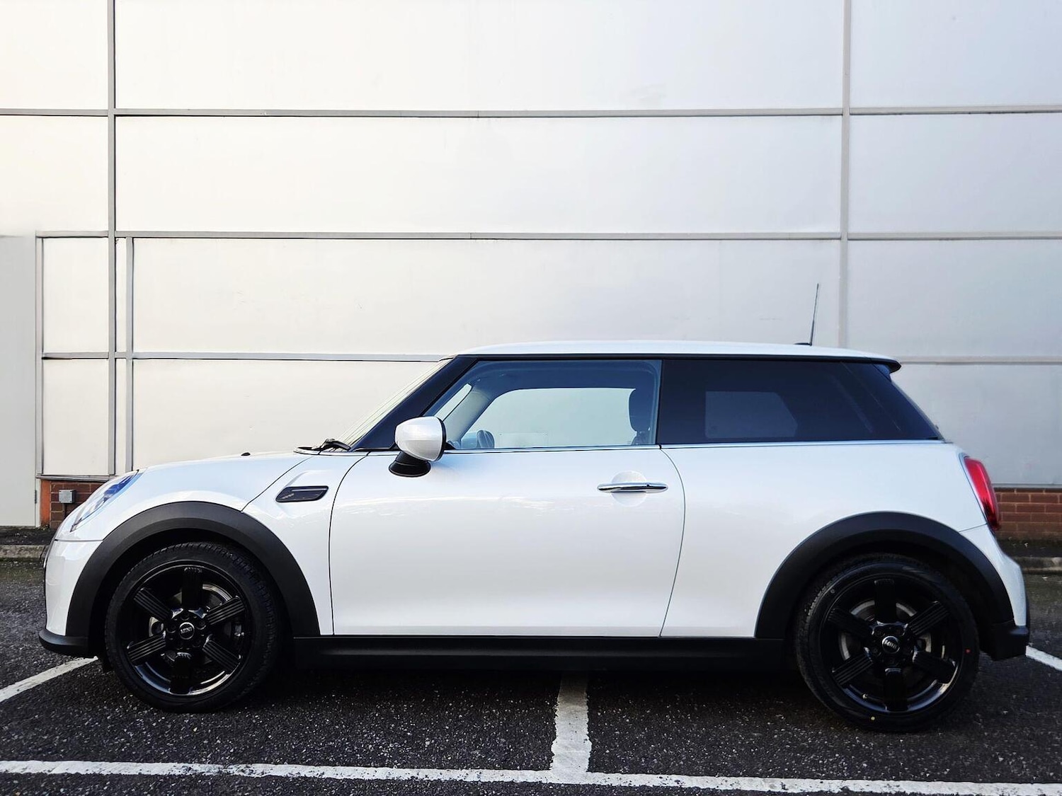 Used MINI Hatch 2024 for sale - 77046311: Photo 26