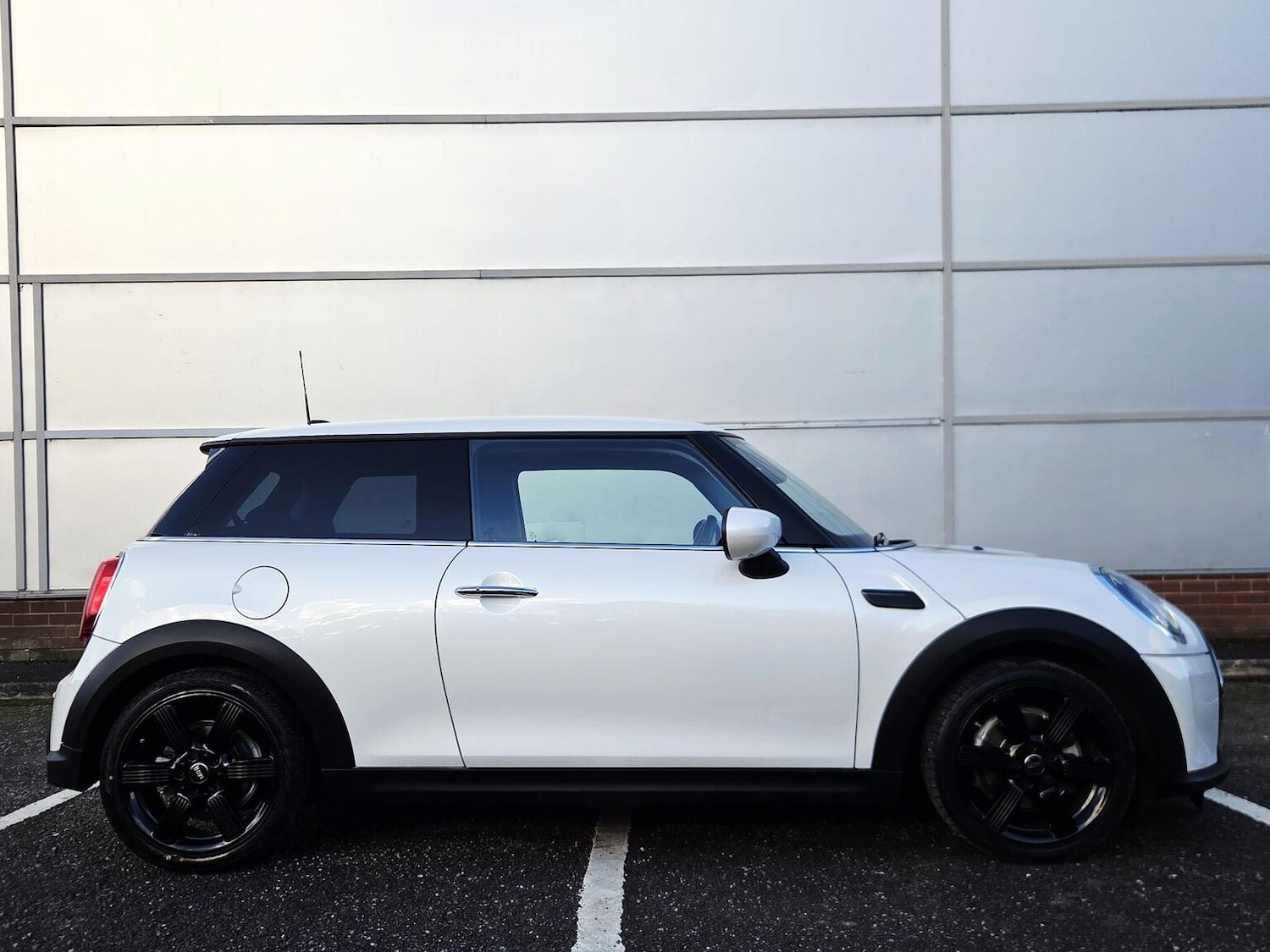 Used MINI Hatch 2024 for sale - 77046311: Photo 27