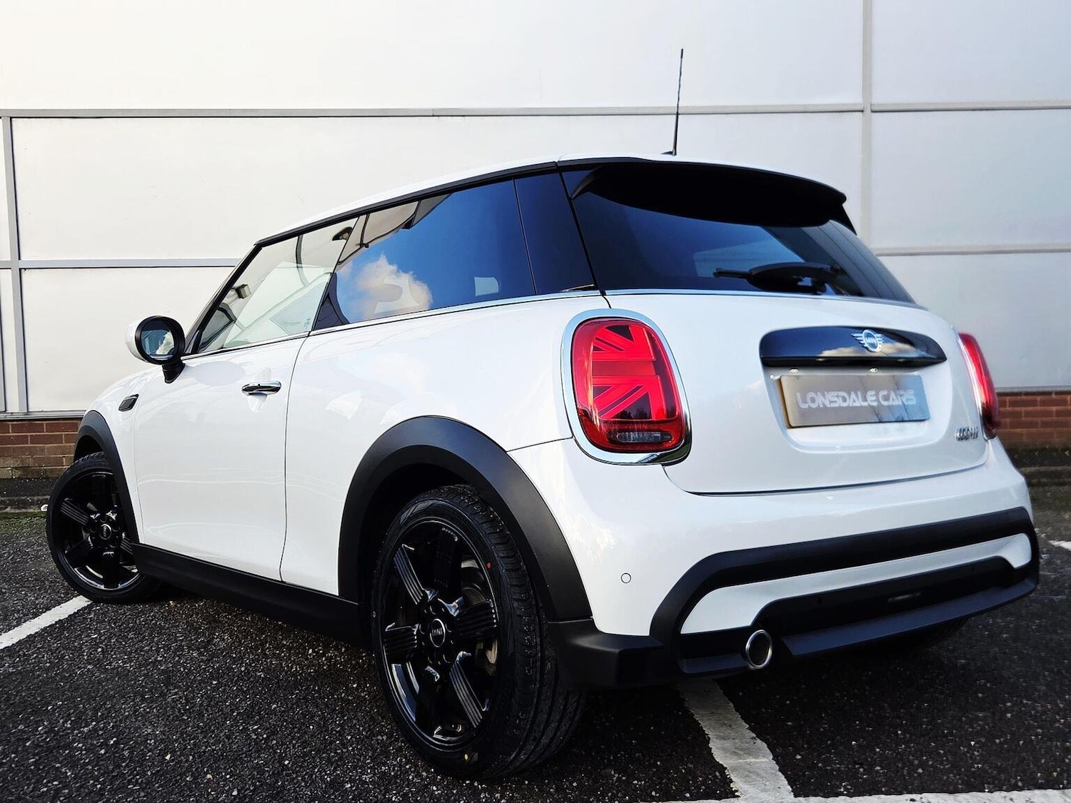 Used MINI Hatch 2024 for sale - 77046311: Photo 6