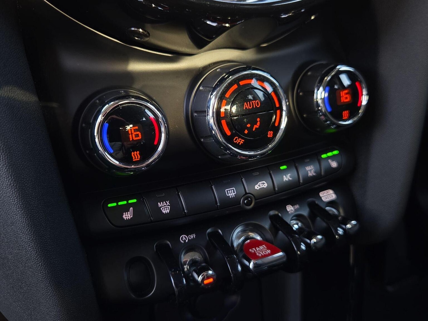 Used MINI Hatch 2024 for sale - 77046311: Photo 9