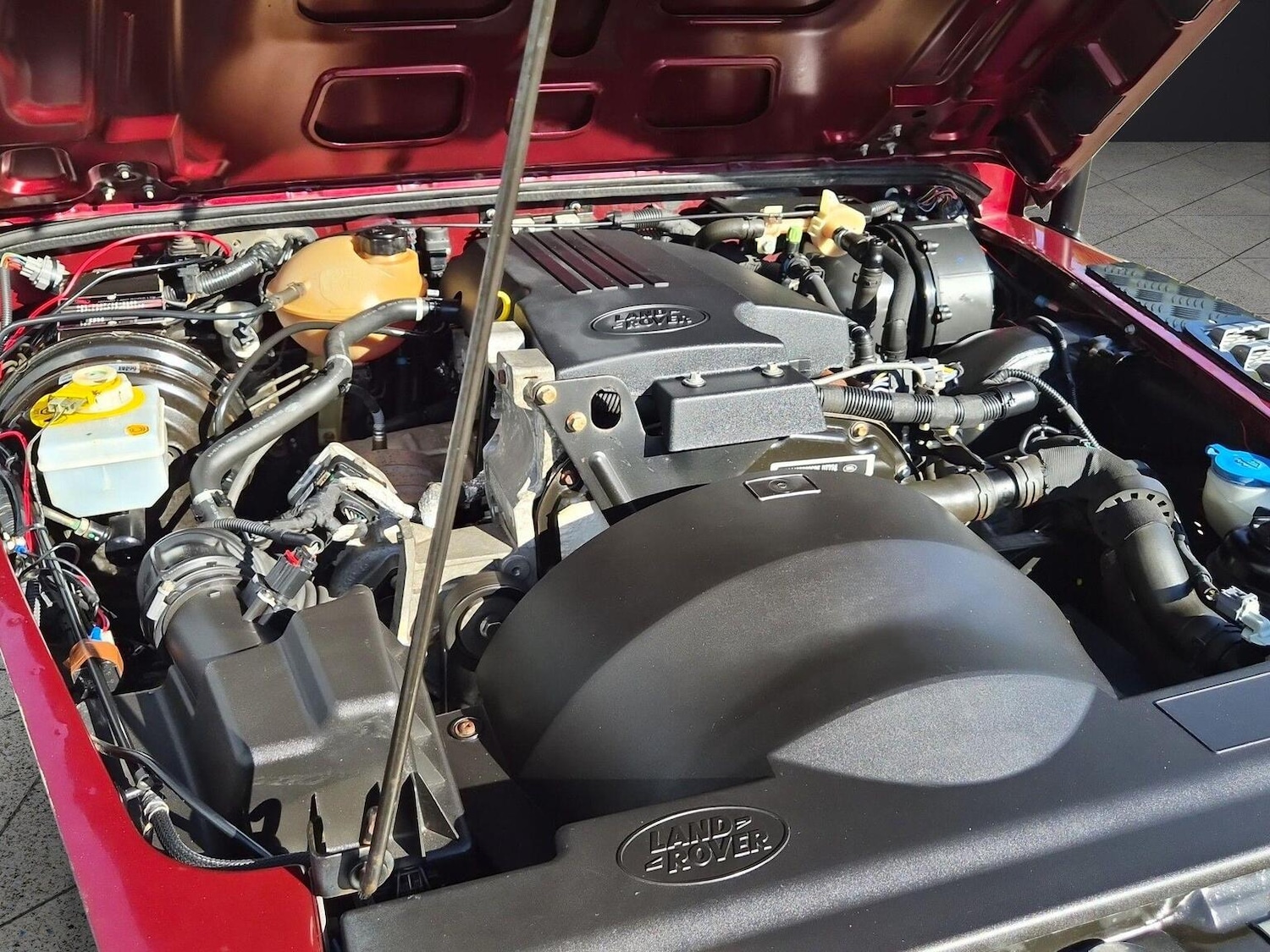 Used Land Rover Defender 2015 for sale - 78190604: Photo 34