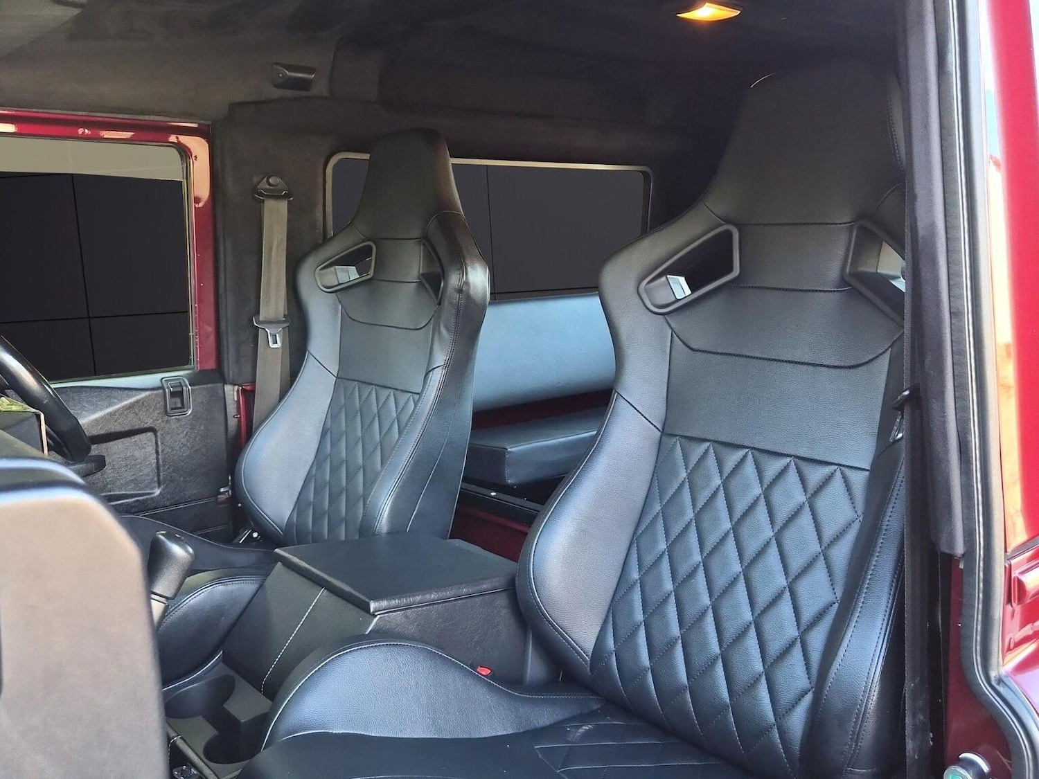 Used Land Rover Defender 2015 for sale - 78190604: Photo 5