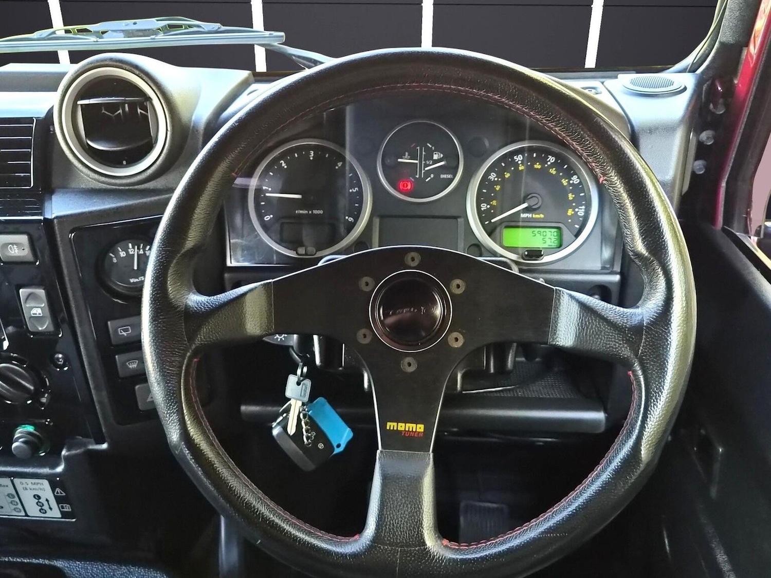 Used Land Rover Defender 2015 for sale - 78190604: Photo 61