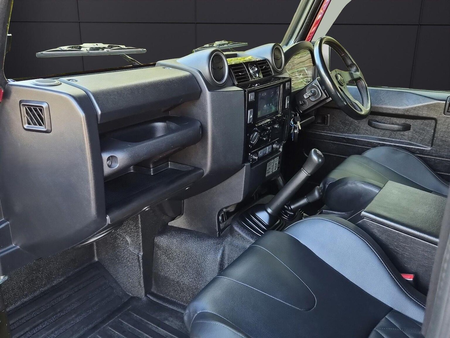 Used Land Rover Defender 2015 for sale - 78190604: Photo 7