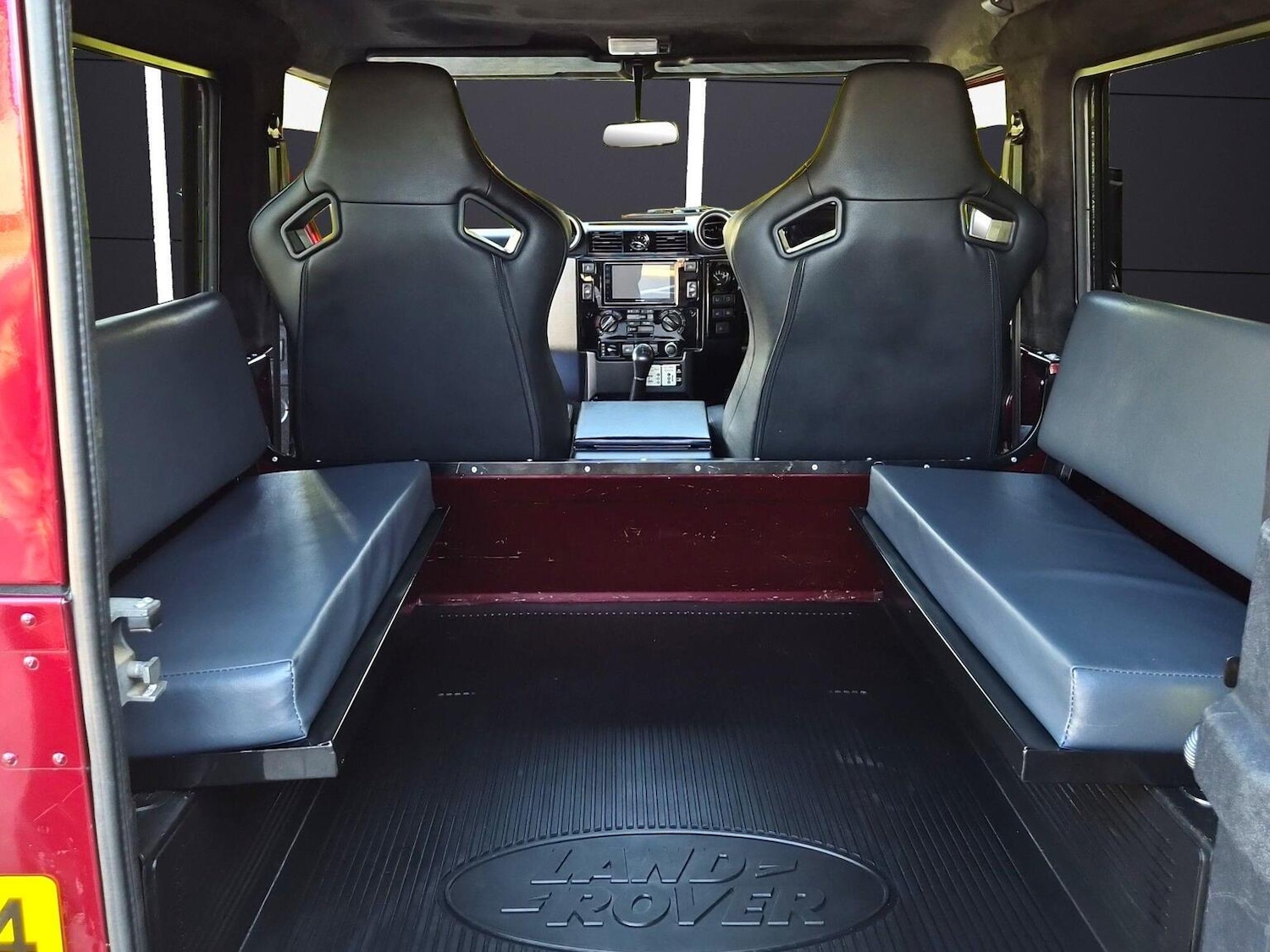 Used Land Rover Defender 2015 for sale - 78190604: Photo 9