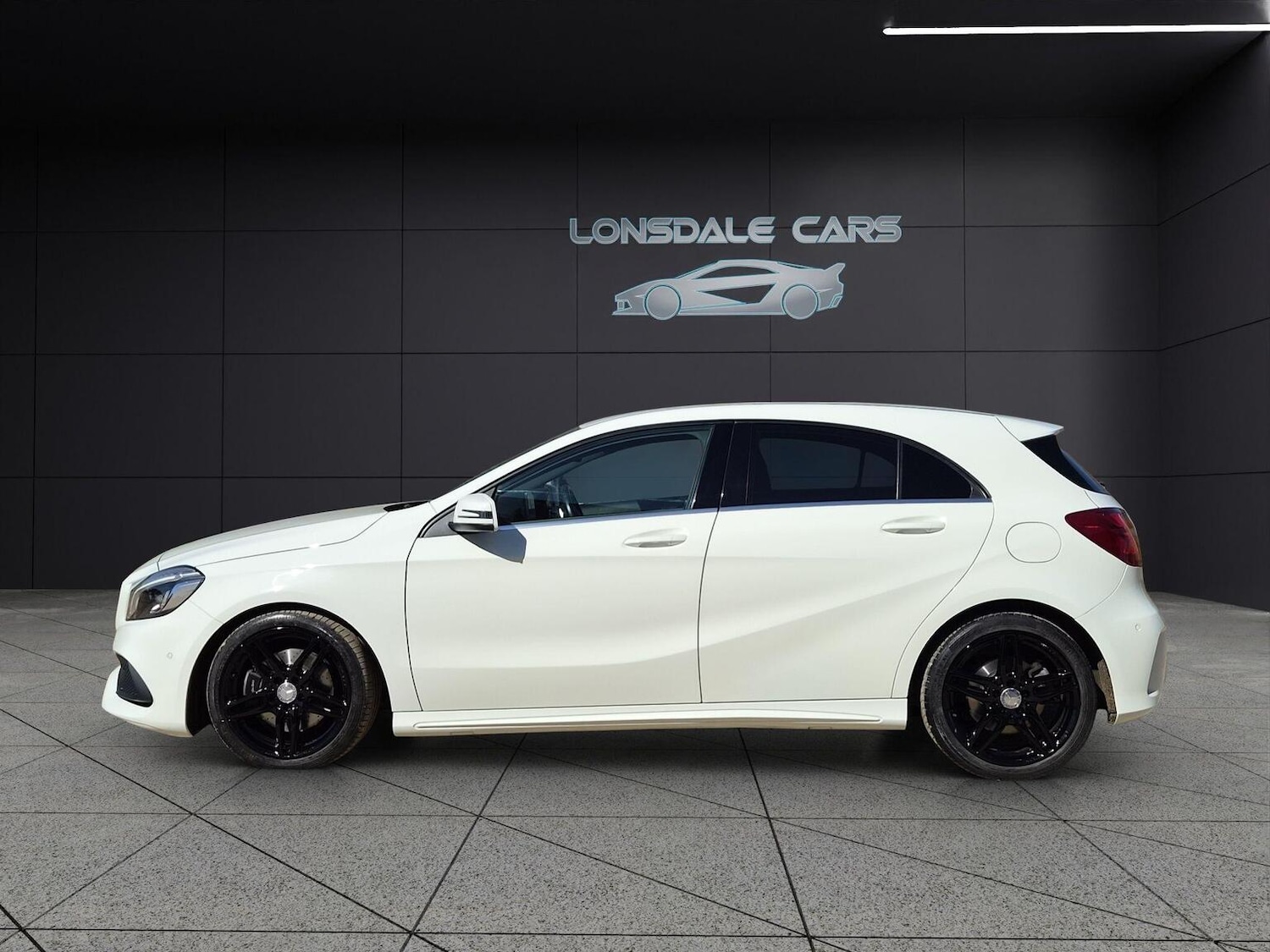 Used Mercedes-Benz A-Class 2016 for sale - 77977139: Photo 11