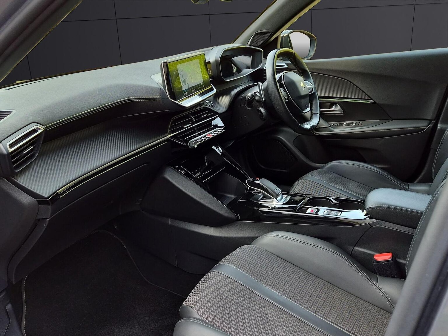 Used Peugeot 2008 2020 for sale - 78219603: Photo 8