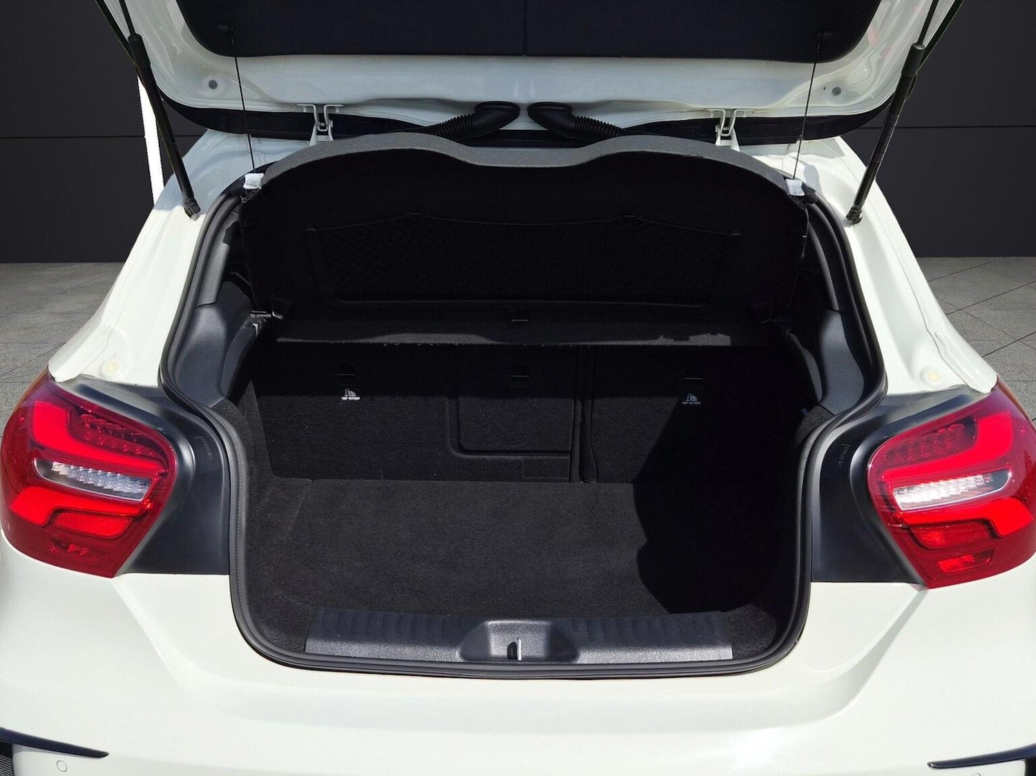 Used Mercedes-Benz A-Class 2017 for sale - 78183004: Photo 39