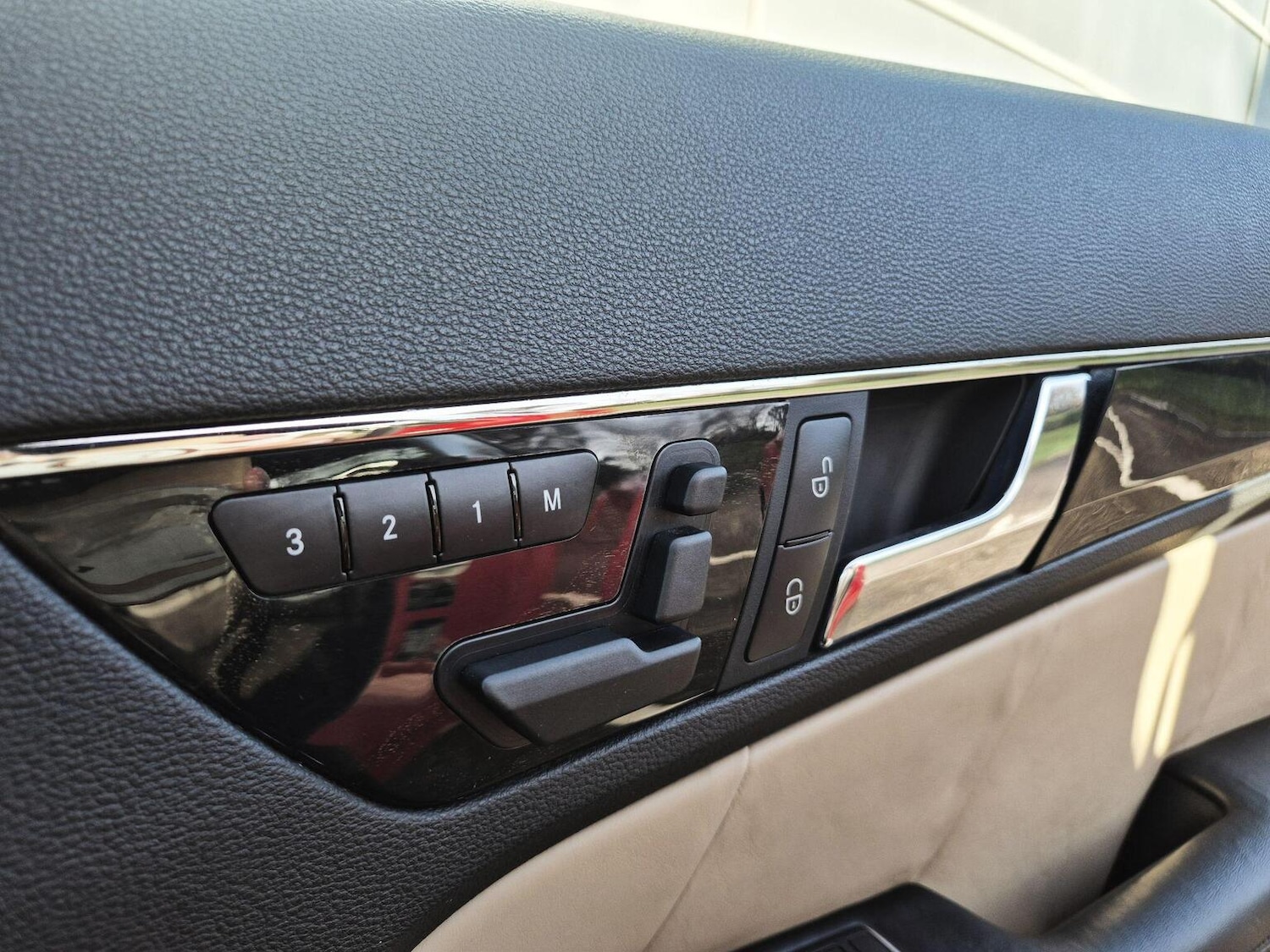 Used Mercedes-Benz E Class 2009 for sale - 77046298: Photo 17