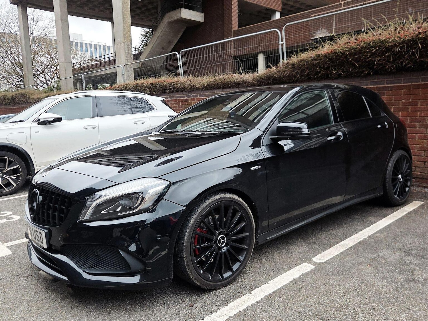 Used Mercedes-Benz A-Class 2016 for sale - 77595350: Photo 2