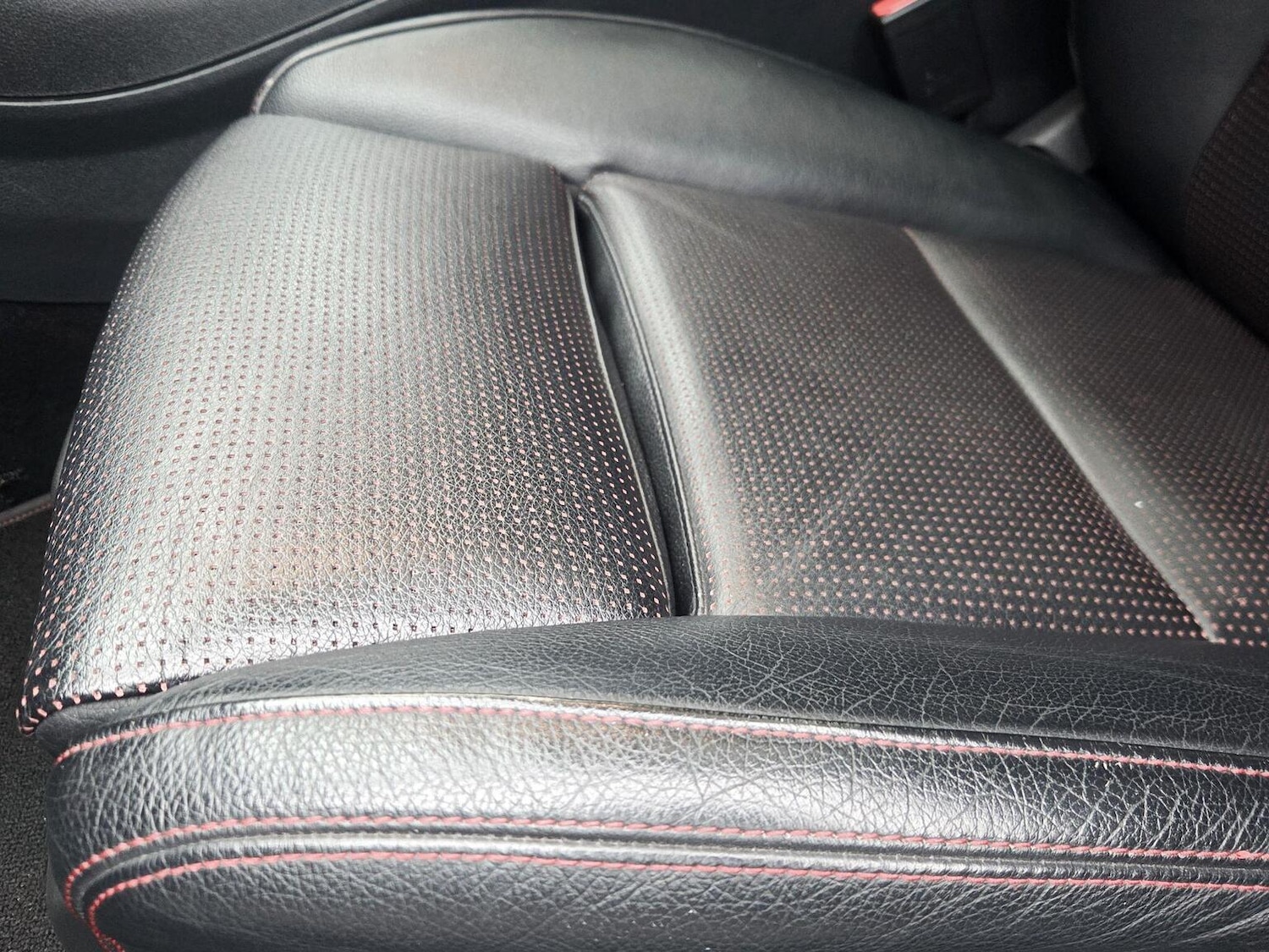 Used Mercedes-Benz A-Class 2016 for sale - 77595350: Photo 8