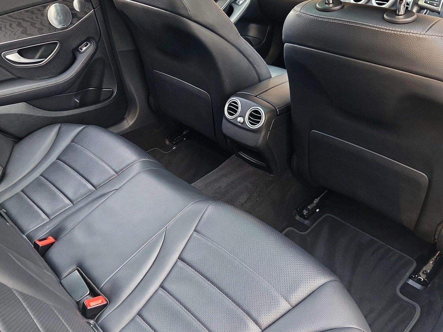 Used Mercedes-Benz C Class 2018 for sale - 77836919: Photo 21