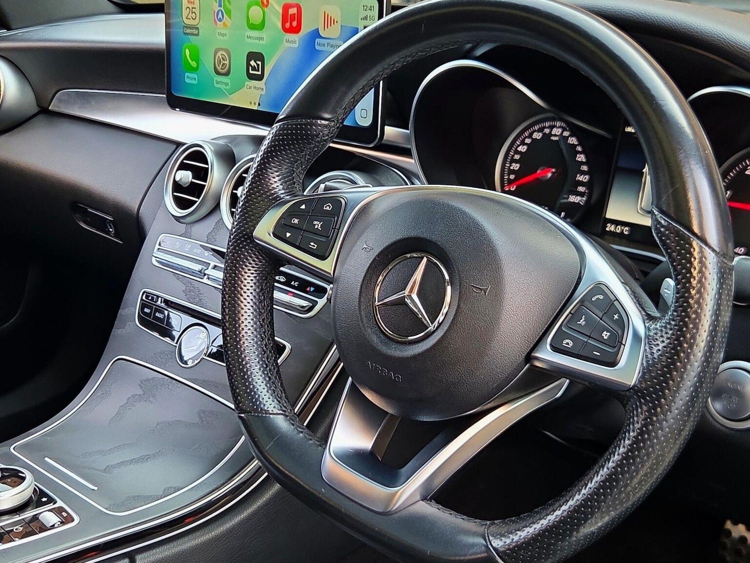 Used Mercedes-Benz C Class 2018 for sale - 77836919: Photo 33