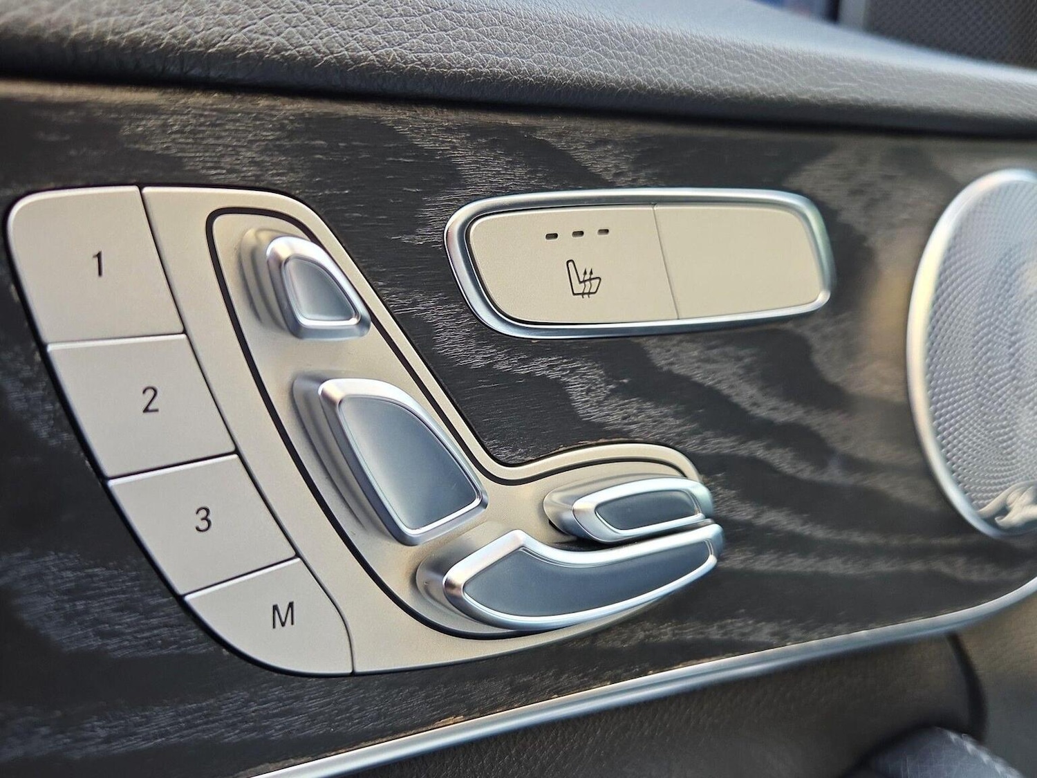 Used Mercedes-Benz C Class 2018 for sale - 77836919: Photo 34