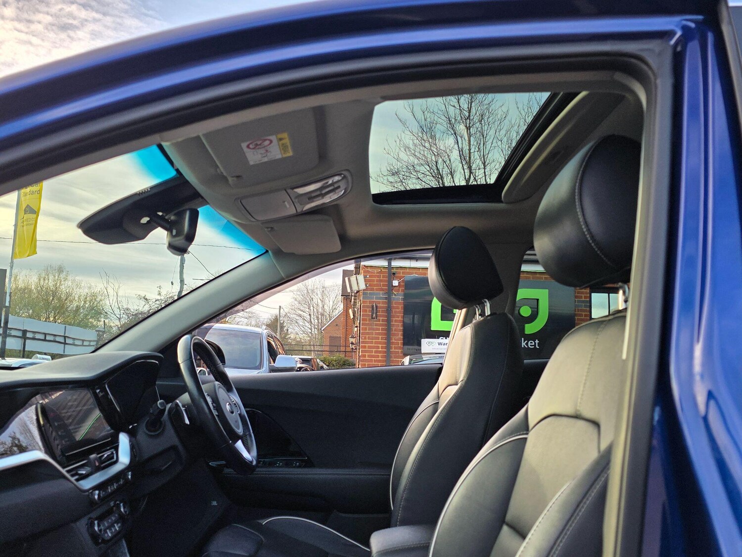 Used Kia Niro 2021 for sale - 77688832: Photo 67