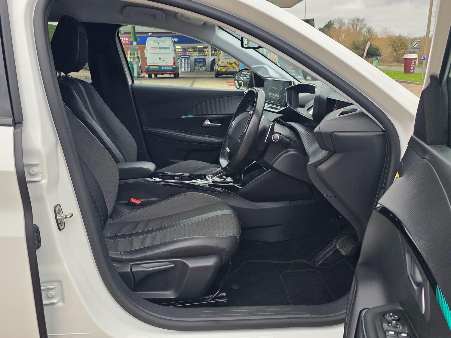 Used Peugeot 208 for sale - 77688792: Photo 18