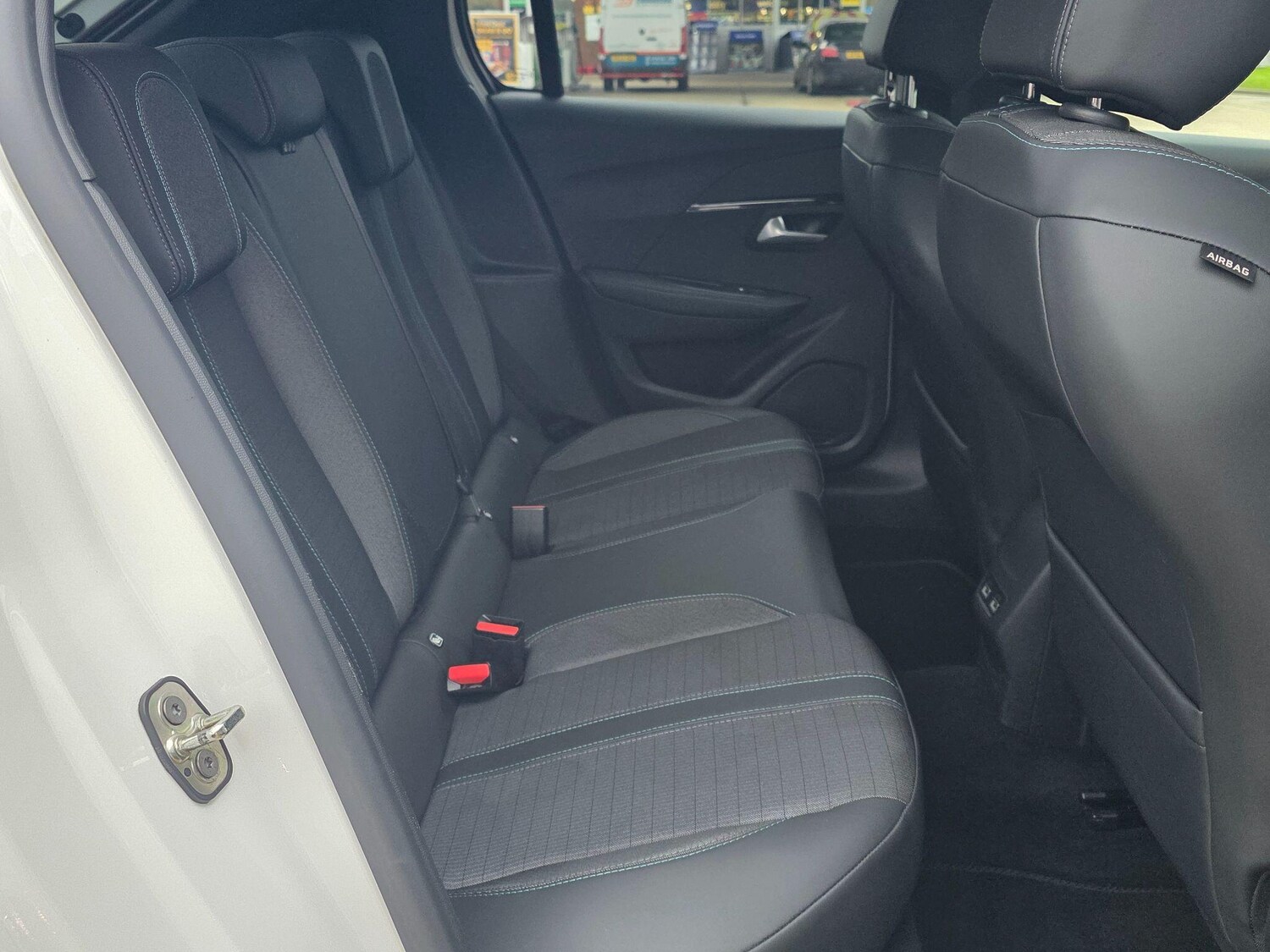 Used Peugeot 208 for sale - 77688792: Photo 22