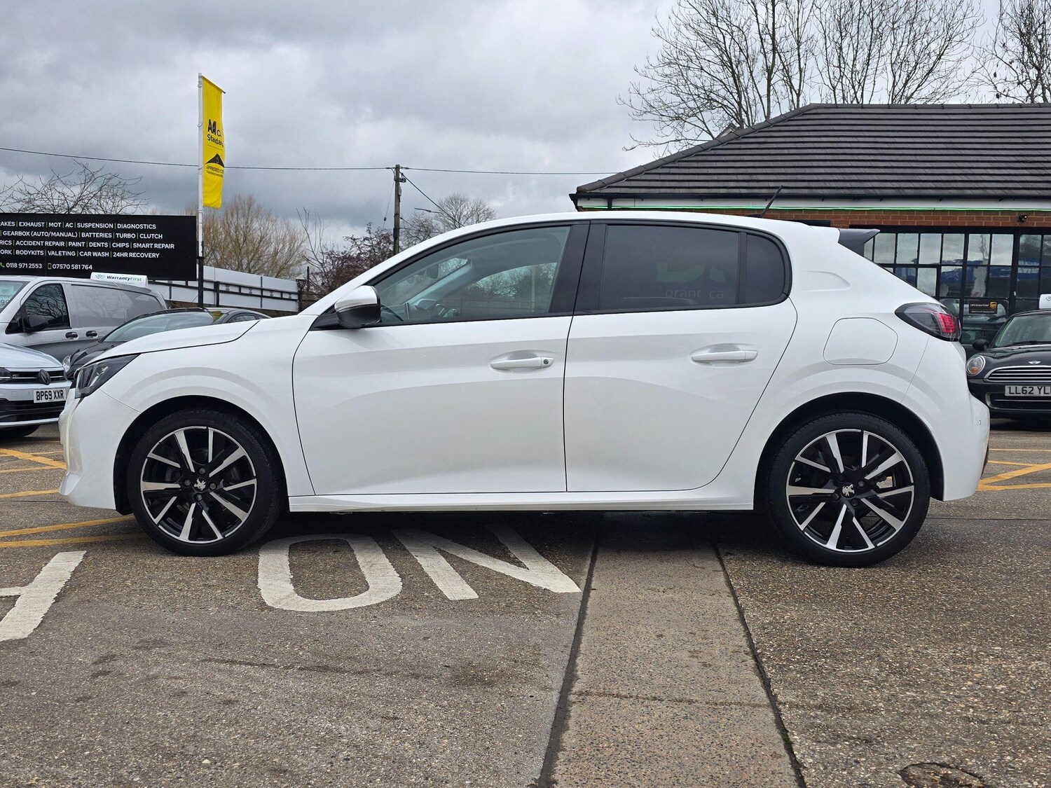 Used Peugeot 208 for sale - 77688792: Photo 9