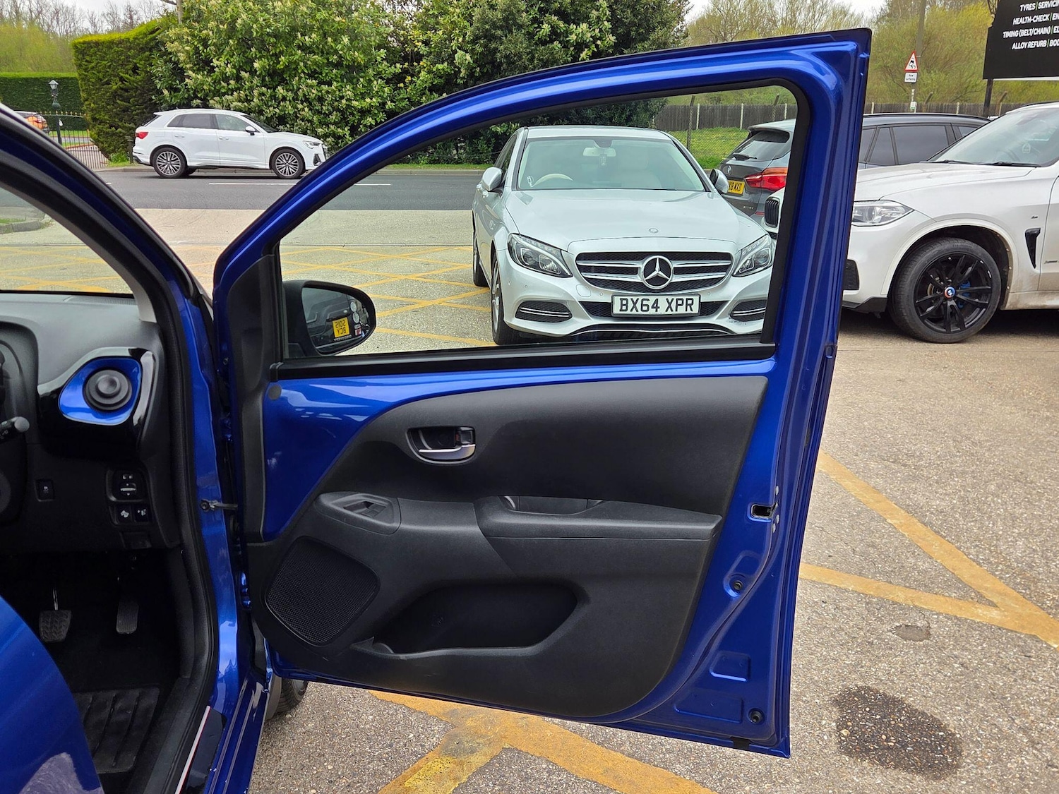 Used Toyota AYGO for sale - 78135679: Photo 22