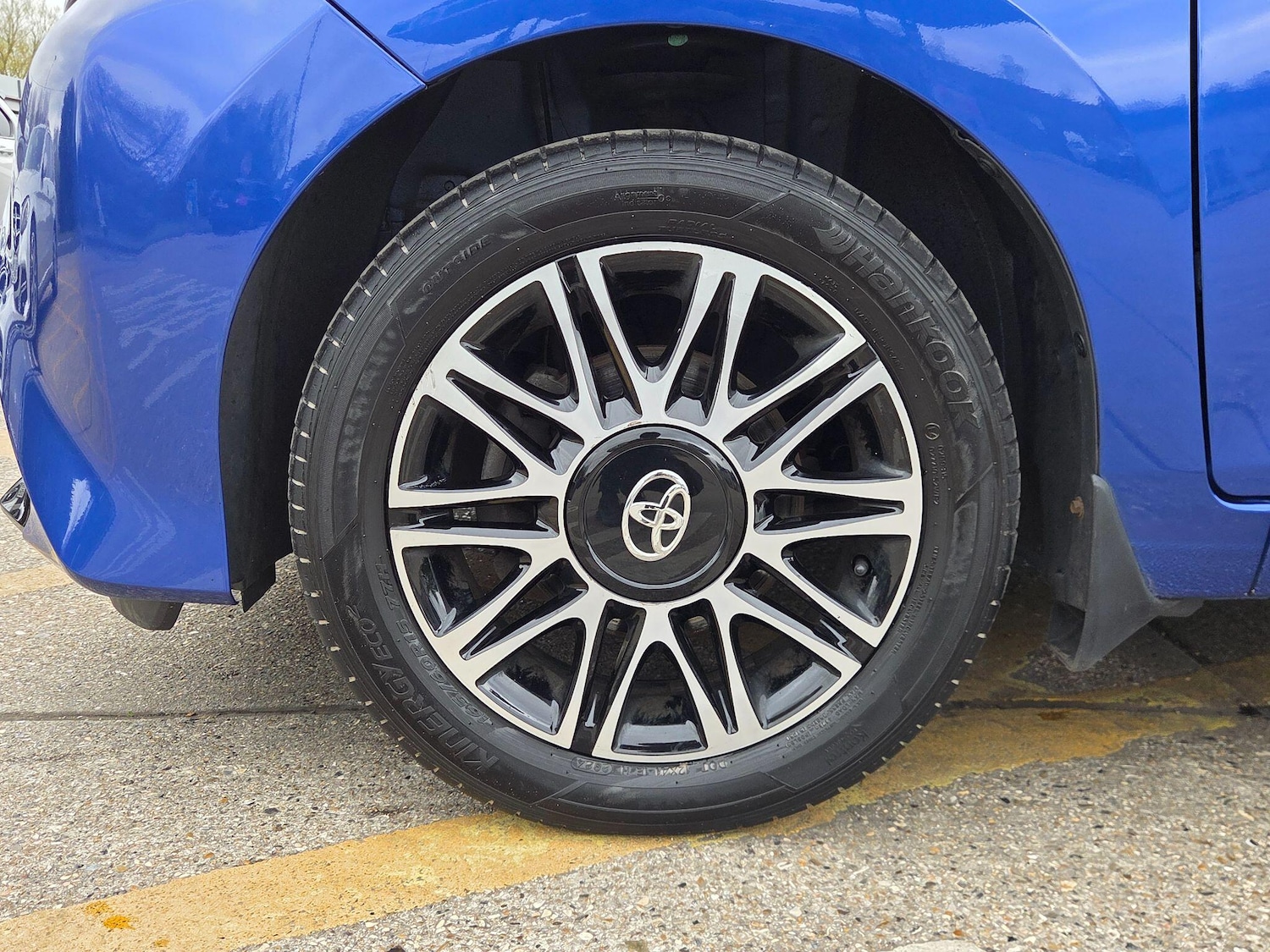 Used Toyota AYGO for sale - 78135679: Photo 31