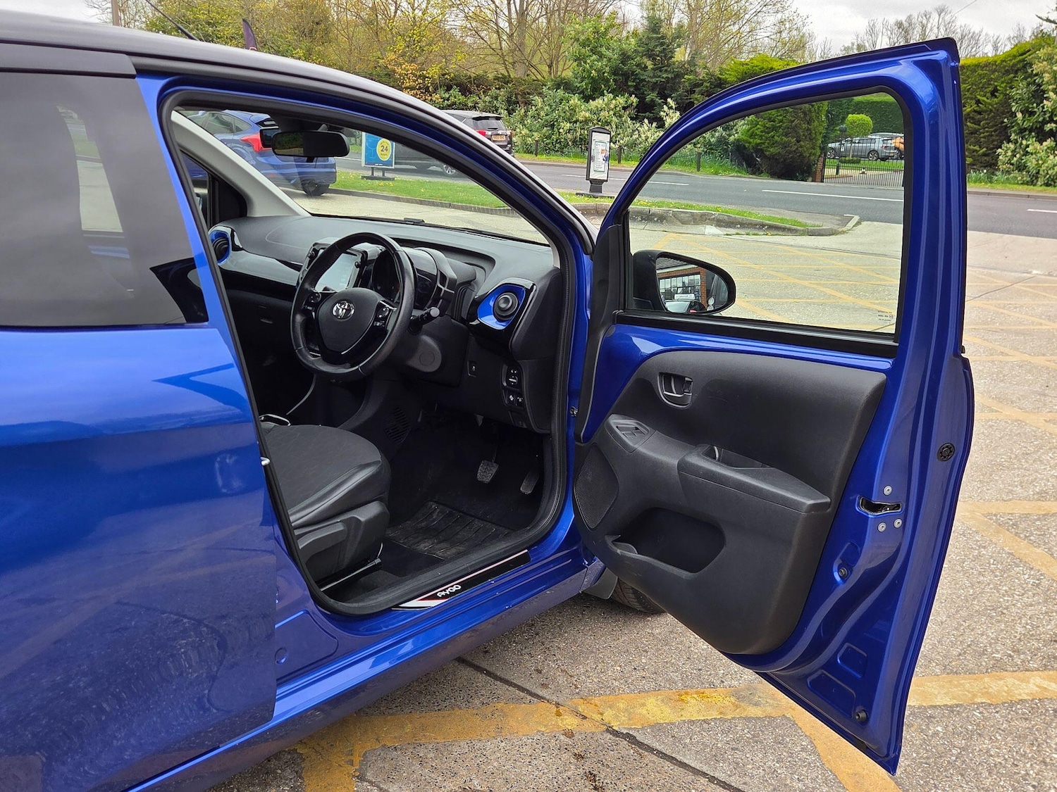 Used Toyota AYGO for sale - 78135679: Photo 42