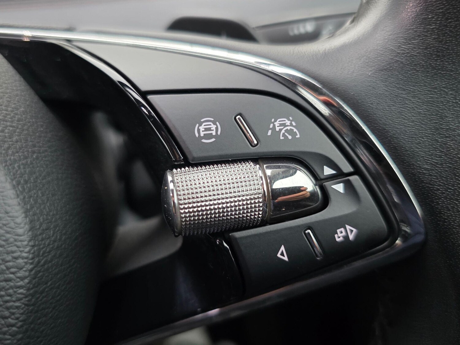 Used Skoda Enyaq 2021 for sale - 77688787: Photo 32