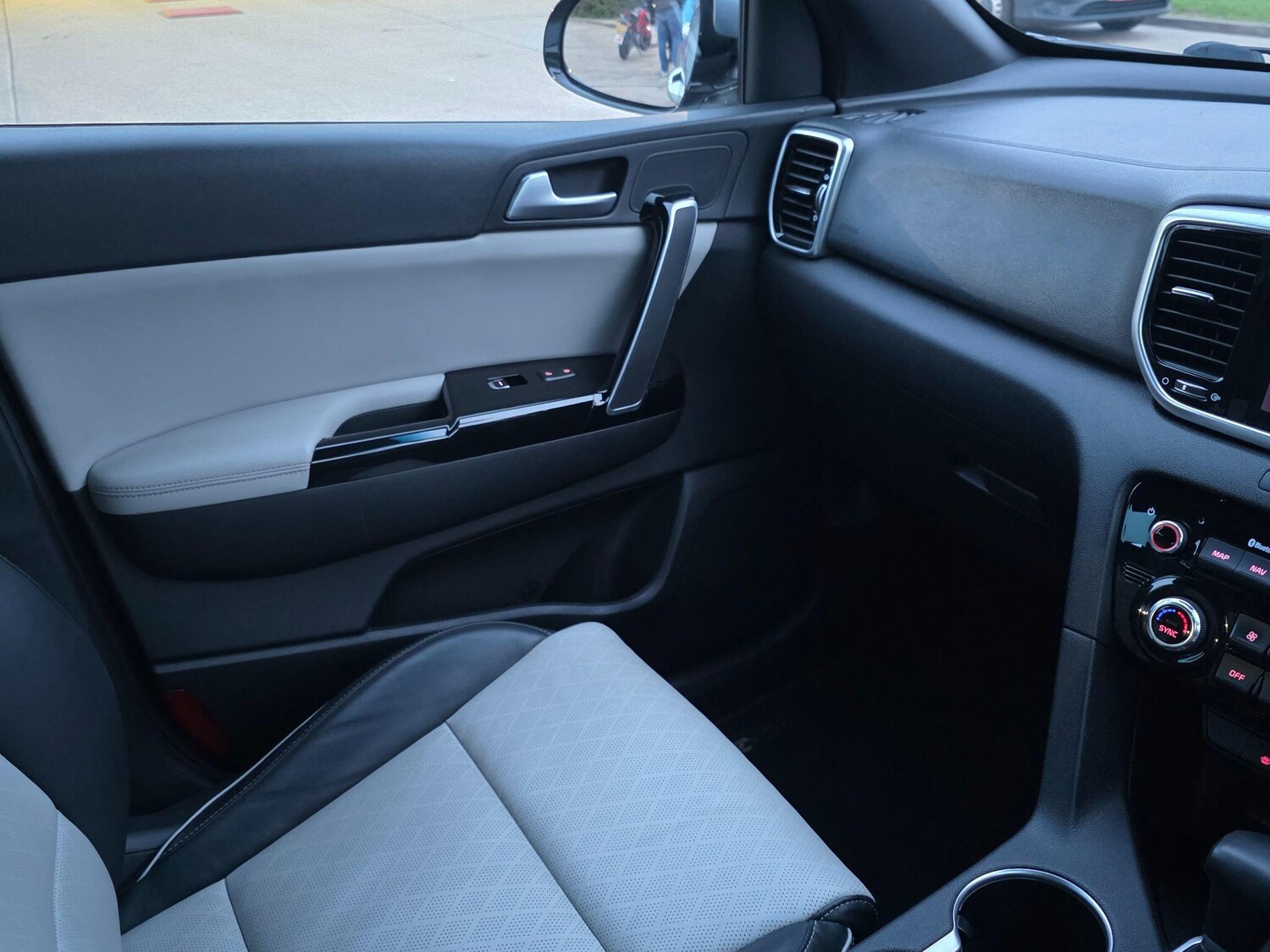 Used Kia Sportage 2022 for sale - 77688809: Photo 76