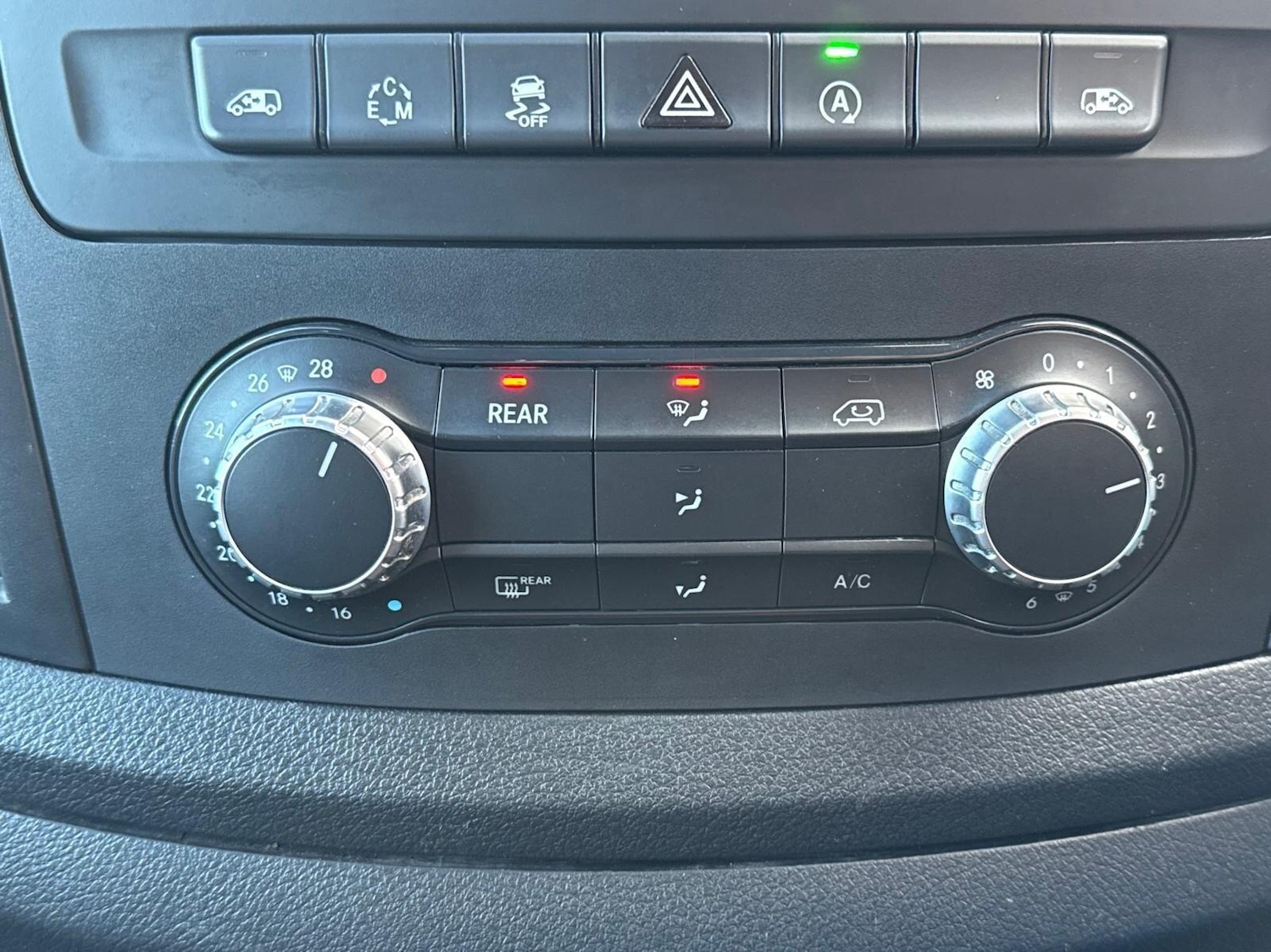 Used Mercedes-Benz Vito 2016 for sale - 77688829: Photo 25