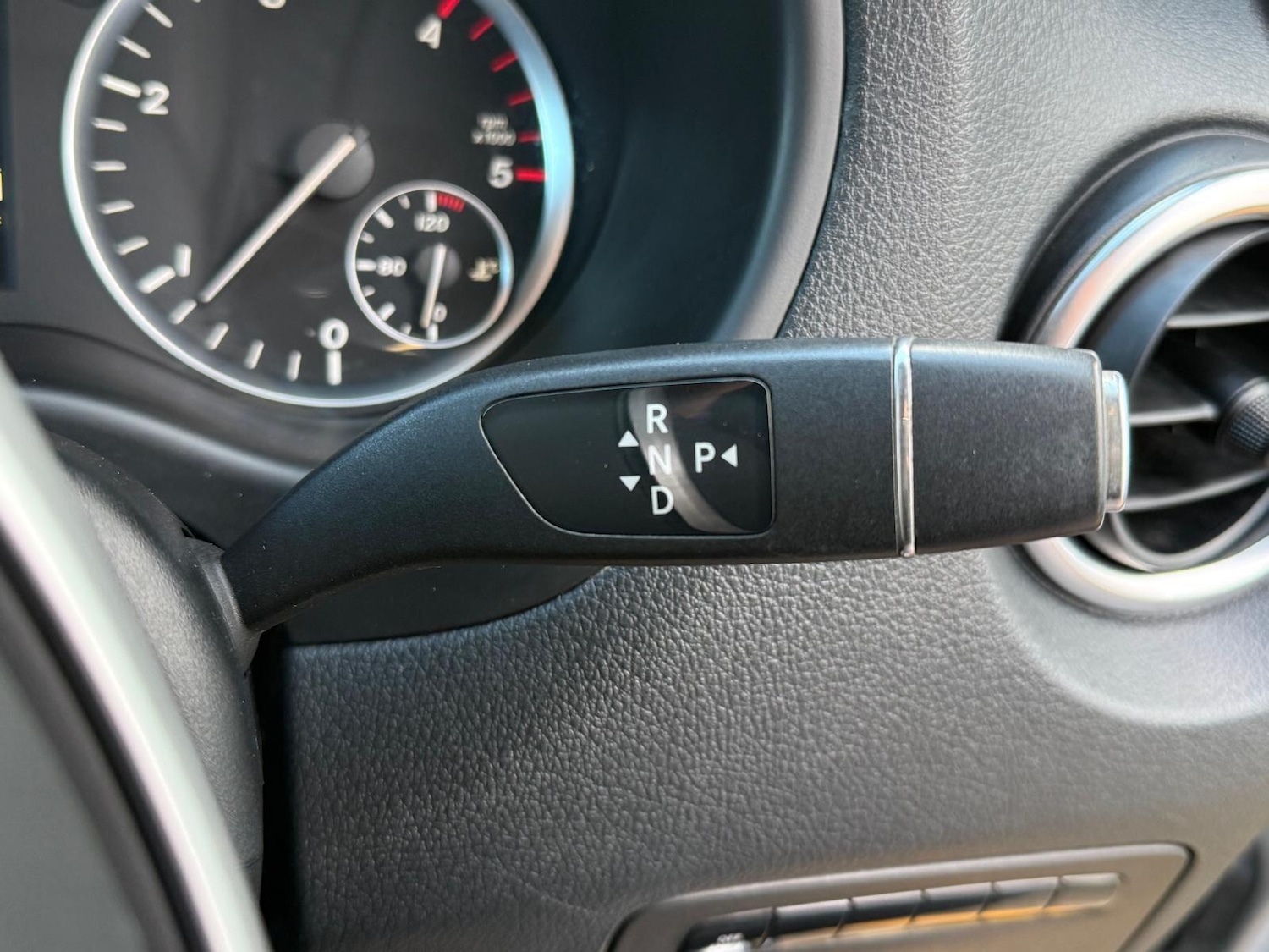 Used Mercedes-Benz Vito 2016 for sale - 77688829: Photo 31