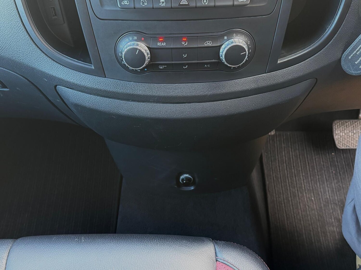 Used Mercedes-Benz Vito 2016 for sale - 77688829: Photo 41