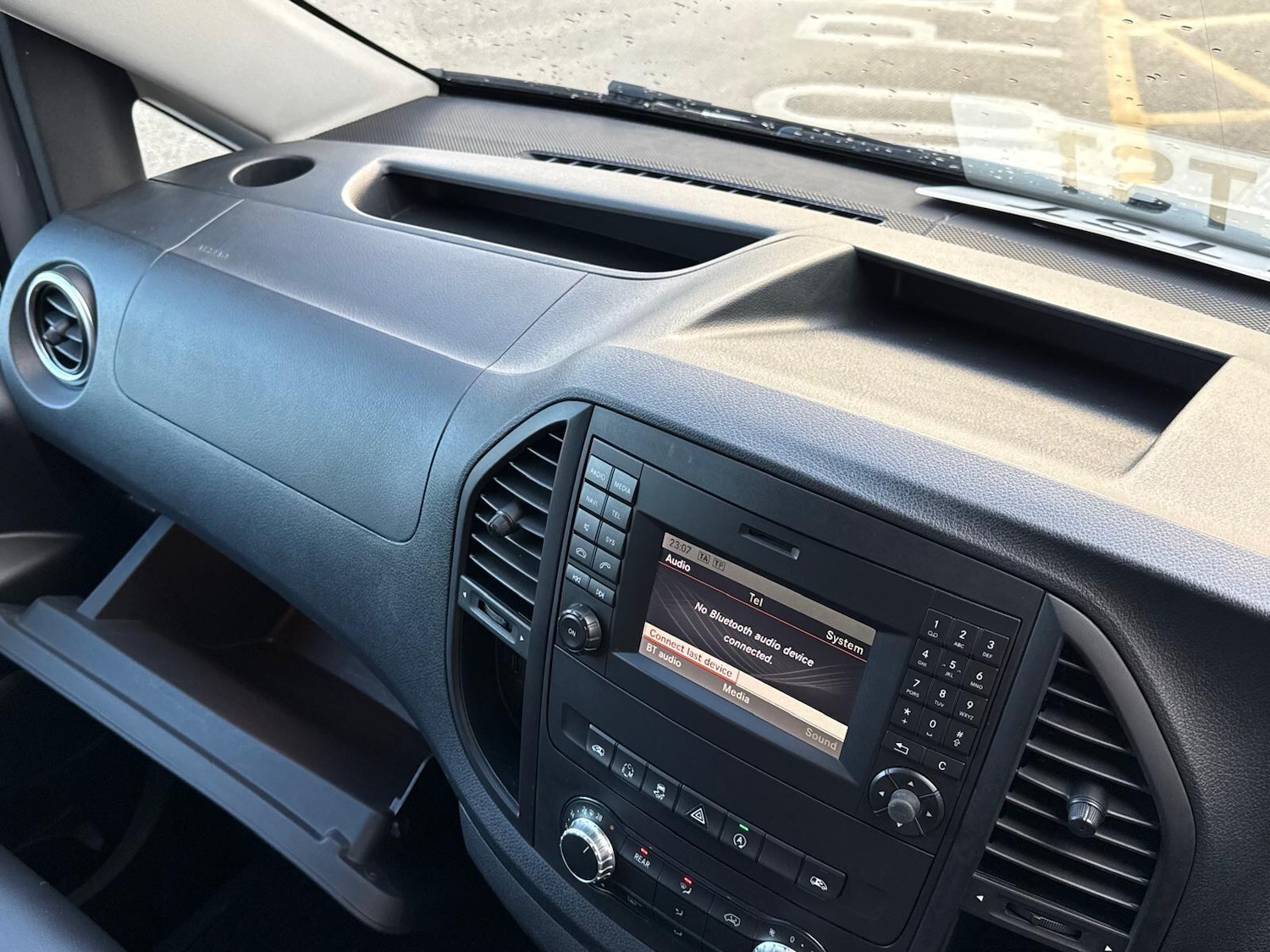 Used Mercedes-Benz Vito 2016 for sale - 77688829: Photo 87