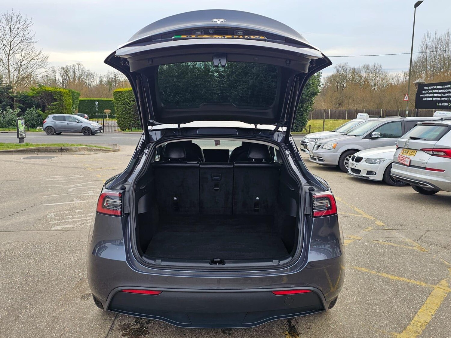 Used Tesla Model Y 2023 for sale - 77688784: Photo 44