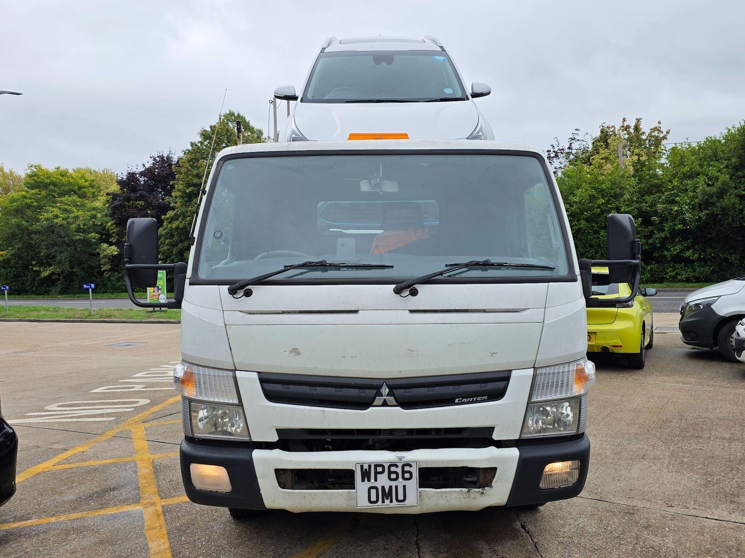 Used Mitsubishi Canter 2016 for sale - 77688800: Photo 2